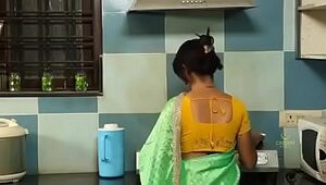 పక్కింటి కుర్రాడి తో - Pakkinti Kurradi Tho - Telugu Romantic Short Film